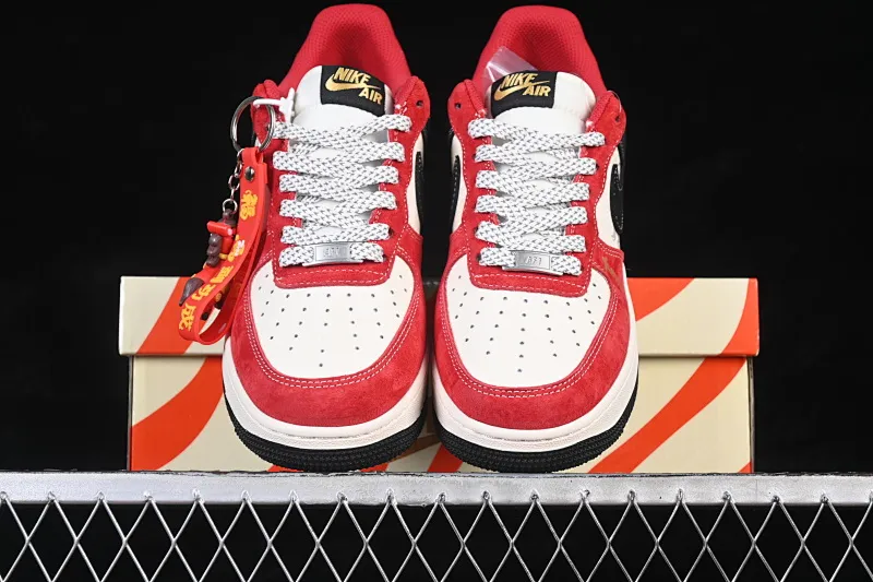 All Categories Nk Air Force 1 Air Force Series Nk Air Force 1 Low Air Force Low Nike Air Force 1'07 Low Red and Black Pray for Good Luck and Good Luck Air Force 1 Low-top Casual Shoes FC1688-264